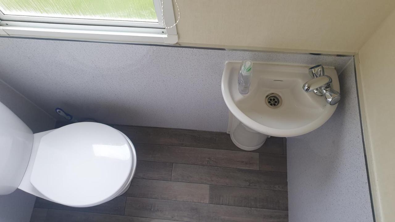 Holiday Home In Lyons Robin Hood Holiday Park Meliden Kültér fotó