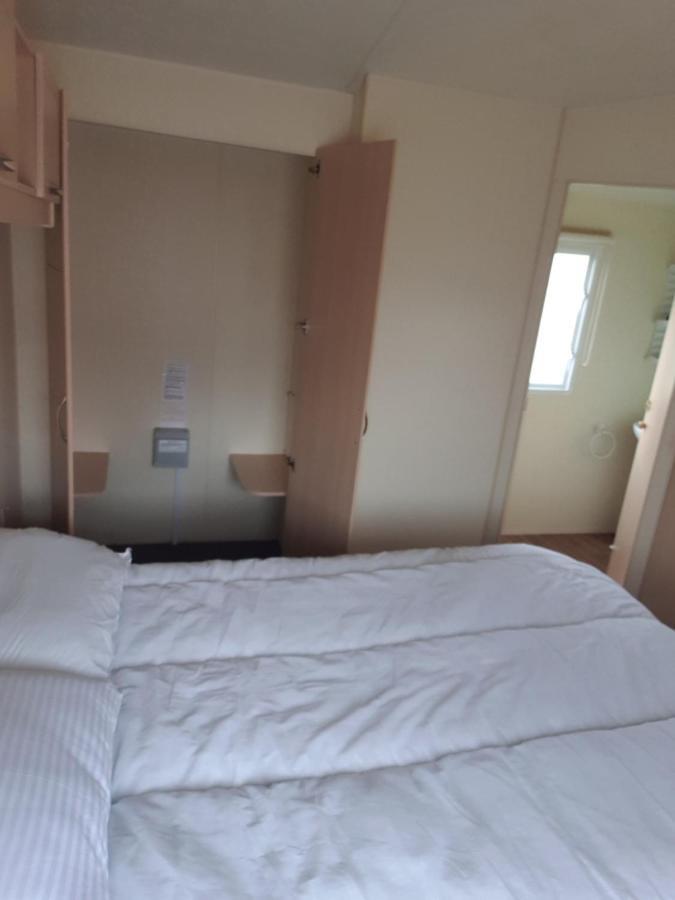 Holiday Home In Lyons Robin Hood Holiday Park Meliden Kültér fotó